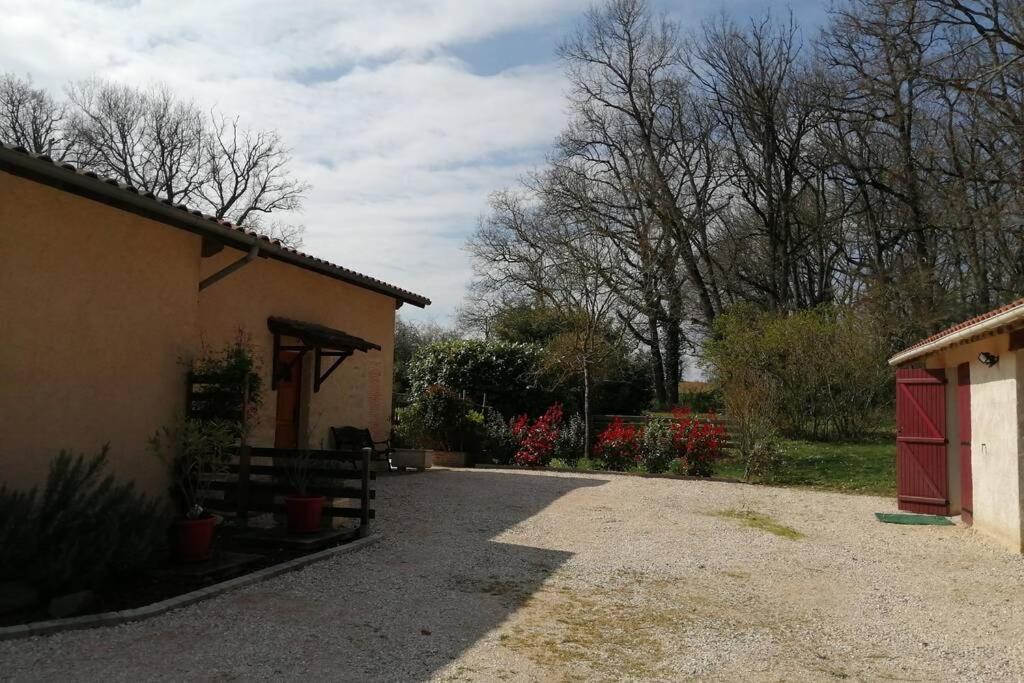Gite Vacances Bosc D'Esquirol 4 Pers Escorneboeuf Kültér fotó