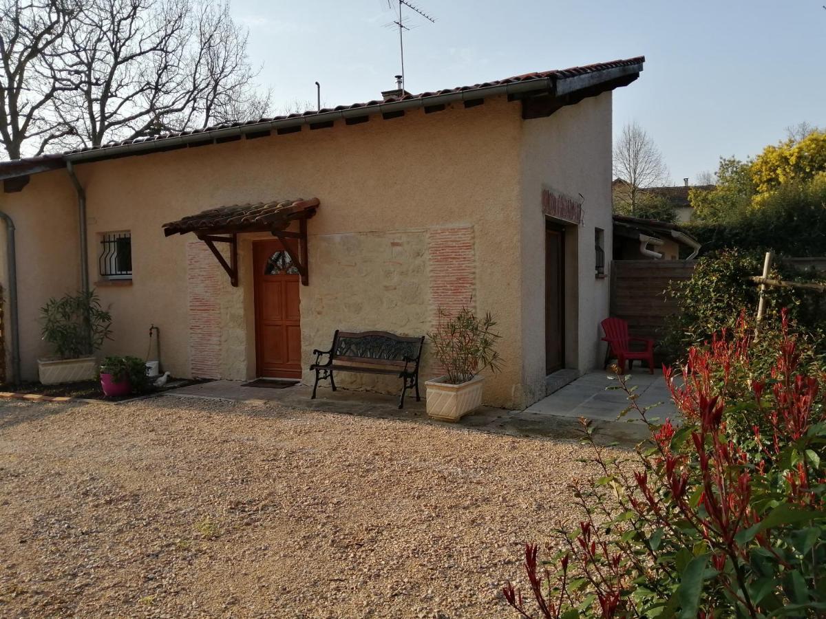 Gite Vacances Bosc D'Esquirol 4 Pers Escorneboeuf Kültér fotó